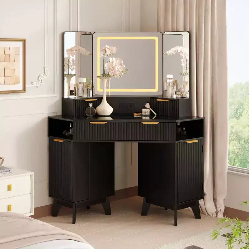 Toeletta angolare scanalata beige/nera/bianca con triplo specchio e luci, 1 persona