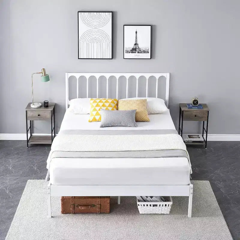 Struttura letto a piattaforma in metallo nero con testiera, Queen, 1–2 posti letto