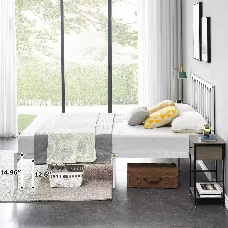 Struttura letto a piattaforma in metallo nero con testiera, Queen, 1–2 posti letto
