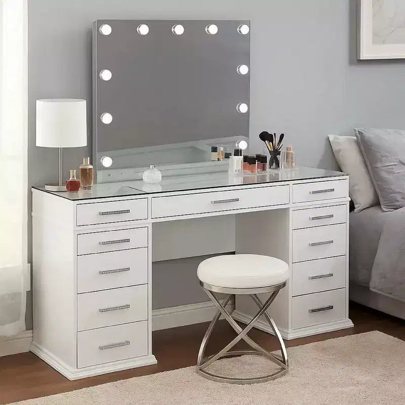 Set toeletta a specchio LED bianco per 3 persone, piano in vetro e sgabello imbottito